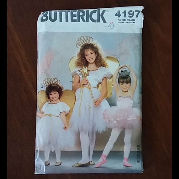 Pair of Butterick Girl's Costume Patterns - Picture 2 of 5